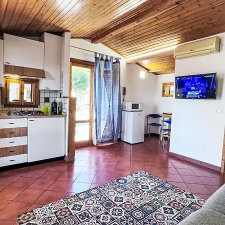 Holiday home Melograno Di Patrizia By Interhome