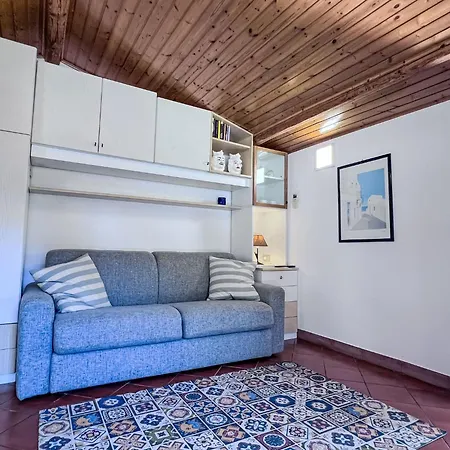 Holiday home Melograno Di Patrizia By Interhome
